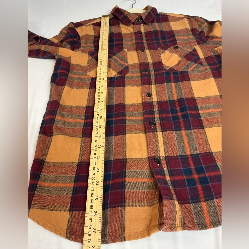 Urban Pipeline "Ultimate
Flannel" Plaid Long Sleeve Button
Down Shirt Size S - Picture 7 of 8